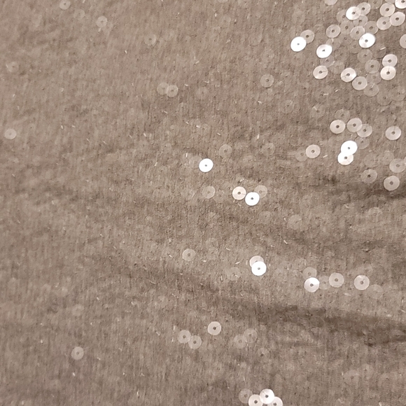 New Express Sequin Mock Neck Long Sleeve Tee Light Grey XS - Picture 12 of 13